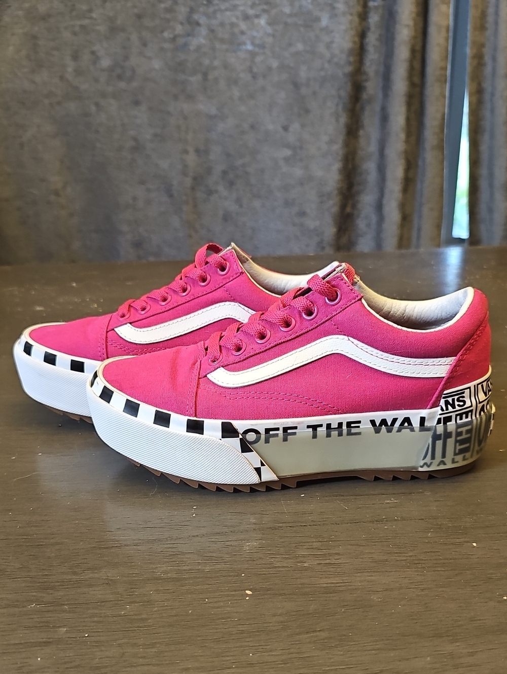 Van's Pink Canvas Low-Top Sneakers with Checker Trim - Picture 2 of 5
